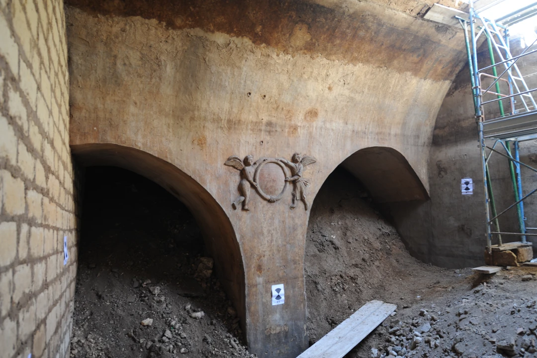 Vista interna Antica Cisterna - Ceglie del Campo - Archimeter